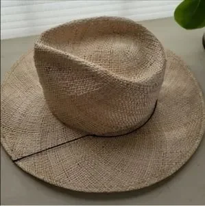 Janessa Leone | Accessories | Janessa Leone Jeanne Straw  display picture 2